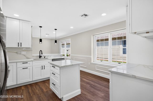 1575 Goldspire Road, Toms River, NJ 08755