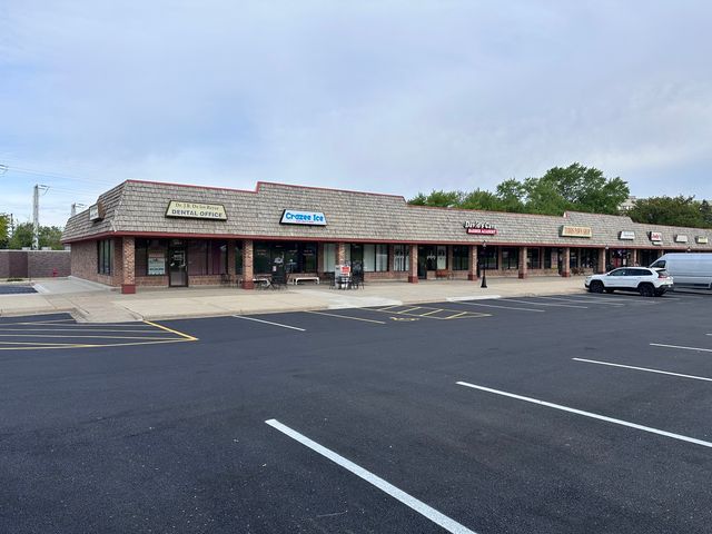 300 N Milwaukee Avenue, Lake Villa, IL 60046