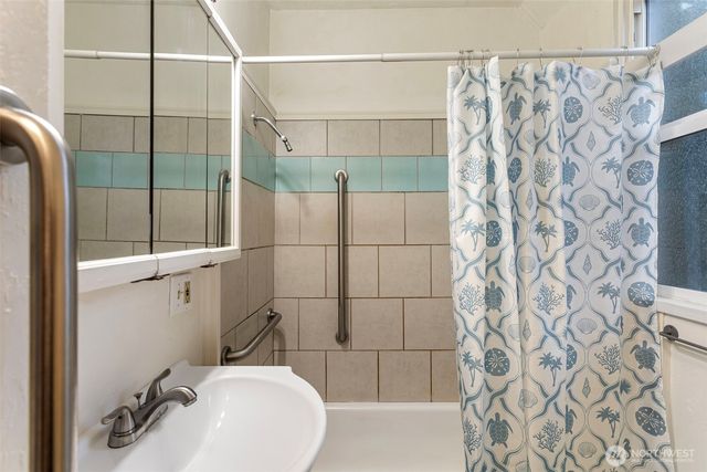 2307 E Columbia Street, Seattle, WA 98122