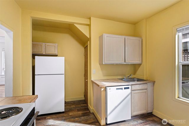 2307 E Columbia Street, Seattle, WA 98122