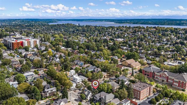 2307 E Columbia Street, Seattle, WA 98122
