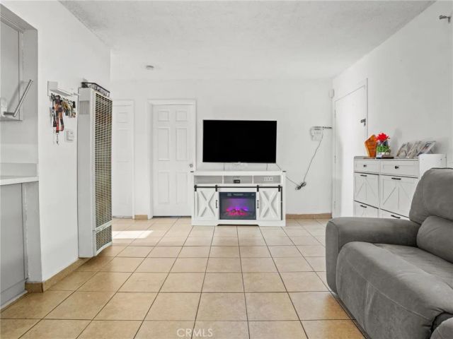8014 1st, Paramount, CA 90723