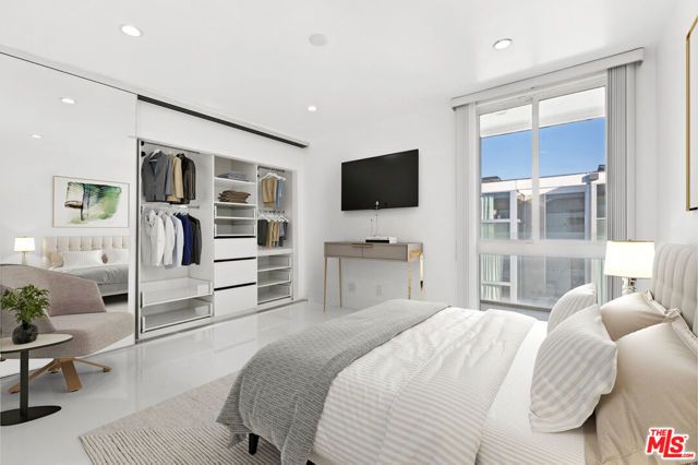 2419 Ocean Front Walk, Venice (los Angeles), CA 90291