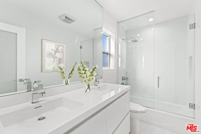 2419 Ocean Front Walk, Venice (los Angeles), CA 90291