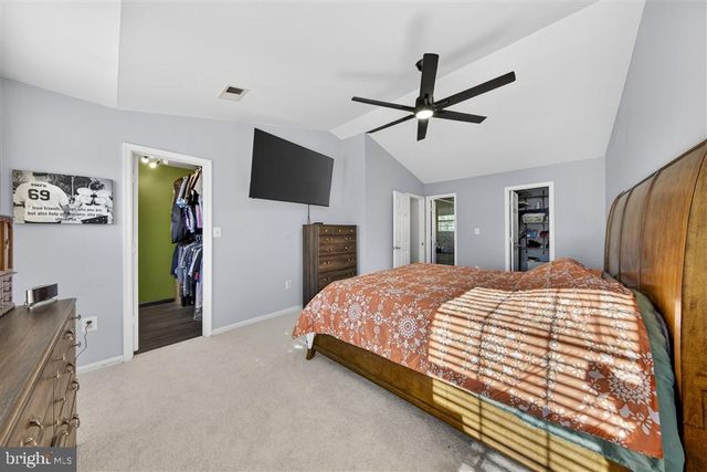 13802 MAPLEDALE AVE, Woodbridge, VA 22193