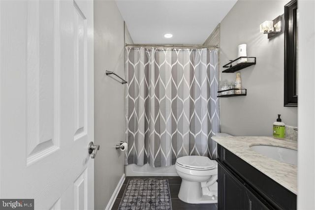 13802 MAPLEDALE AVE, Woodbridge, VA 22193