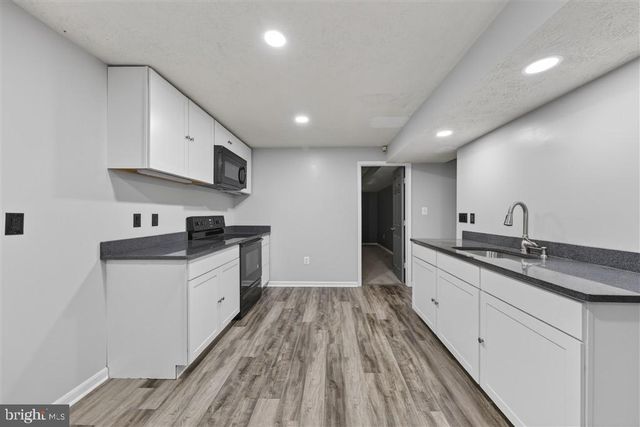 13802 MAPLEDALE AVE, Woodbridge, VA 22193