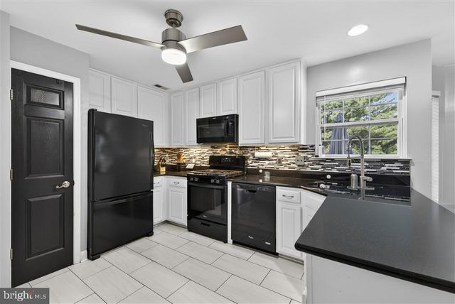 13802 MAPLEDALE AVE, Woodbridge, VA 22193