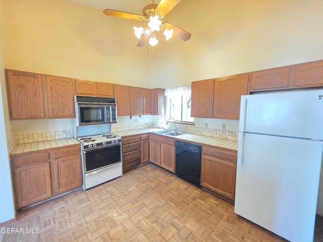222 canyon terrace Drive, El Paso, TX 79902