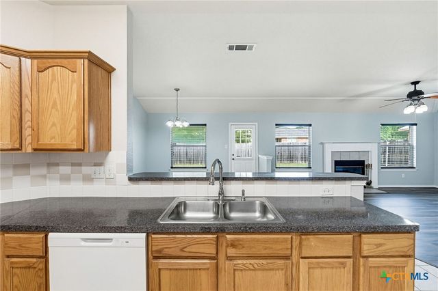 1905 Herndon Drive, Killeen, TX 76543