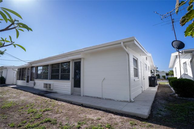 1609 COUNCIL DRIVE, Sun City Center, FL 33573