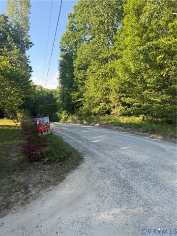 13300 Taylor Dr, Disputanta, VA 23842