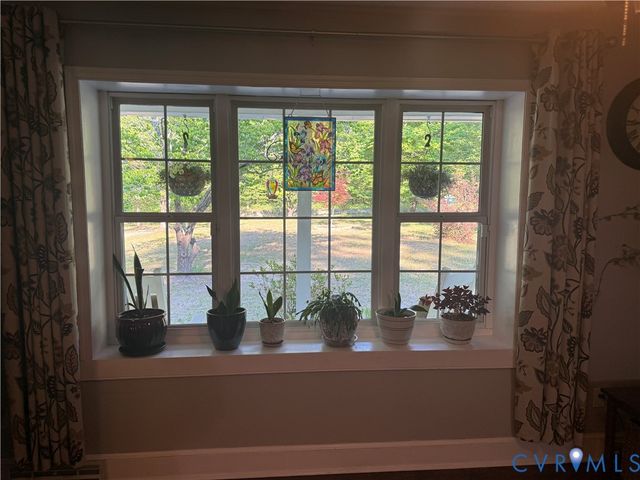 13300 Taylor Dr, Disputanta, VA 23842