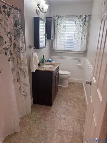 13300 Taylor Dr, Disputanta, VA 23842