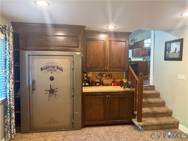13300 Taylor Dr, Disputanta, VA 23842