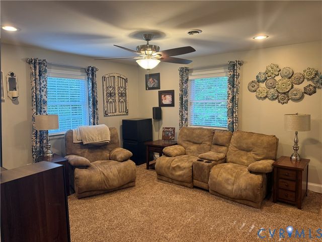 13300 Taylor Dr, Disputanta, VA 23842