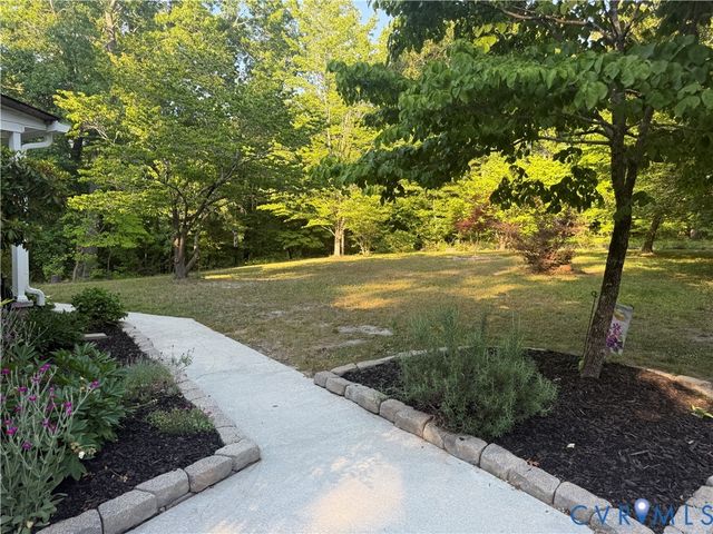 13300 Taylor Dr, Disputanta, VA 23842