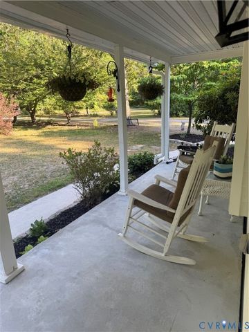 13300 Taylor Dr, Disputanta, VA 23842