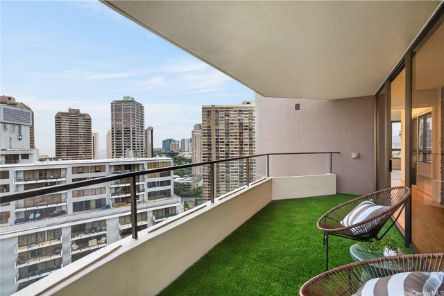 1910 Ala Moana Boulevard 27A, Honolulu, HI 96815