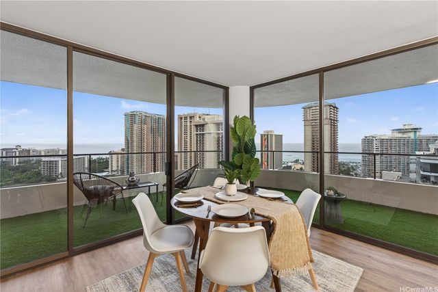 1910 Ala Moana Boulevard 27A, Honolulu, HI 96815
