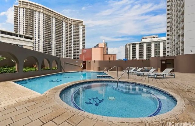1910 Ala Moana Boulevard 27A, Honolulu, HI 96815