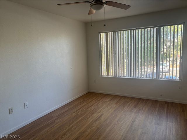 5710 East Tropicana Avenue 2054, Las Vegas, NV 89122