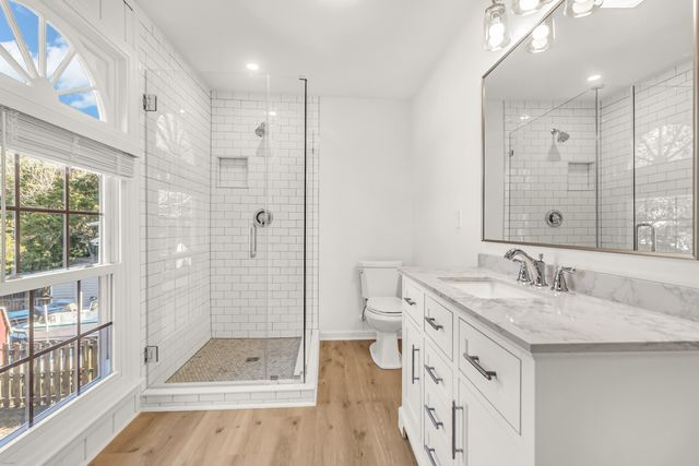 404 Hobcaw Drive, Mount Pleasant, SC 29464