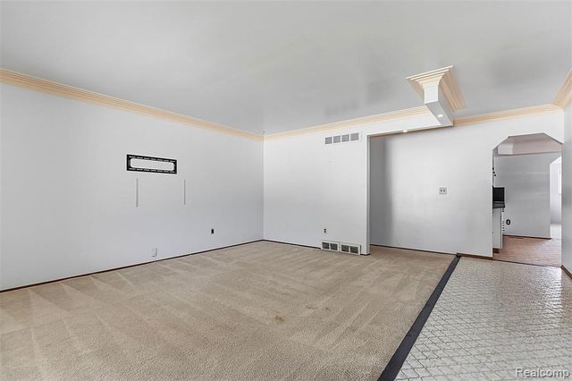 19100 Masonic Boulevard, Roseville, MI 48066