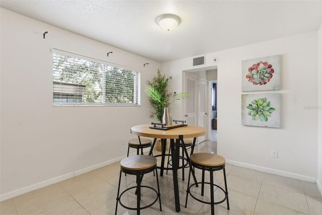 11808 RAINTREE LAKE LANE C, Tampa, FL 33617