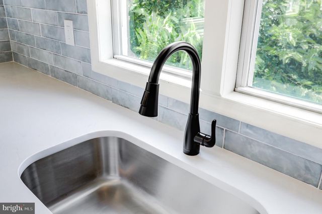 2145 DUNKSFERRY RD, Bensalem, PA 19020