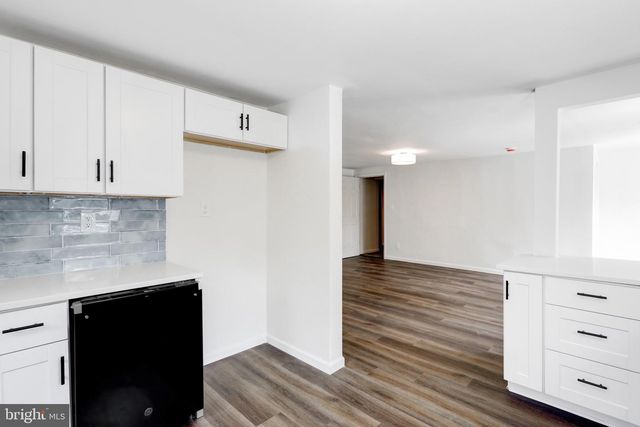 2145 DUNKSFERRY RD, Bensalem, PA 19020