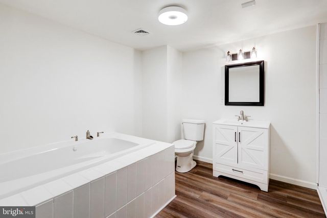 2145 DUNKSFERRY RD, Bensalem, PA 19020