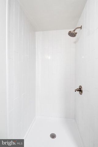 2145 DUNKSFERRY RD, Bensalem, PA 19020