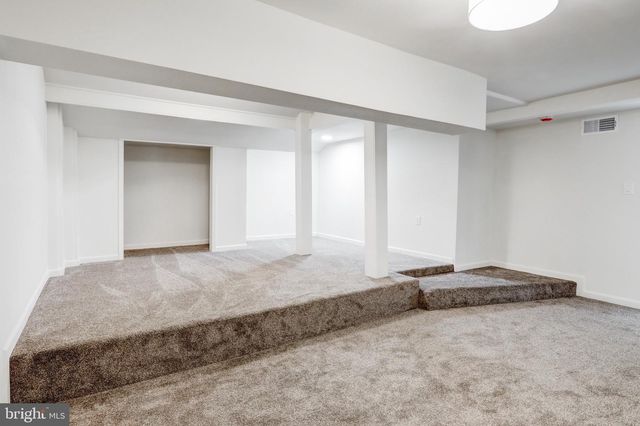 2145 DUNKSFERRY RD, Bensalem, PA 19020