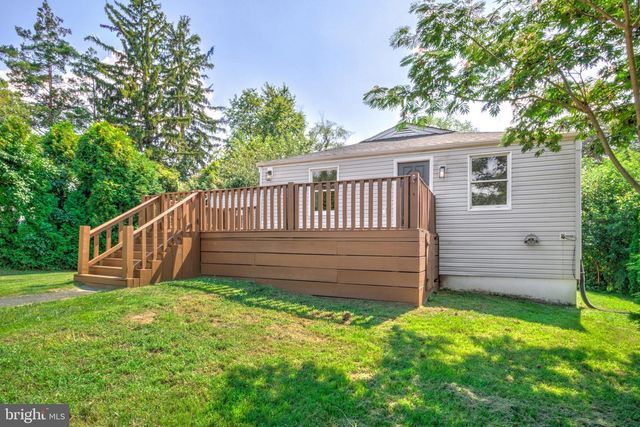 2145 DUNKSFERRY RD, Bensalem, PA 19020