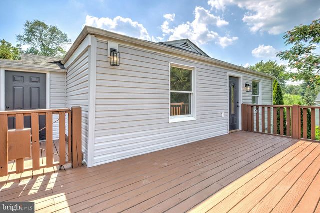 2145 DUNKSFERRY RD, Bensalem, PA 19020