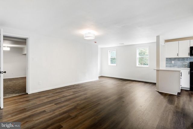 2145 DUNKSFERRY RD, Bensalem, PA 19020