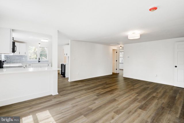 2145 DUNKSFERRY RD, Bensalem, PA 19020