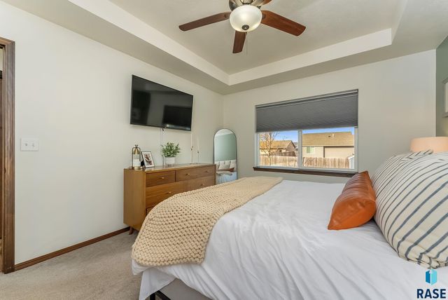 3312 E Chatham St Street, Sioux Falls, SD 57108