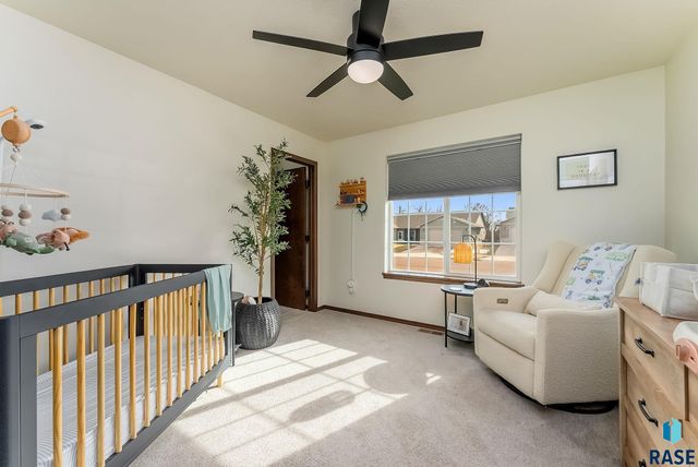 3312 E Chatham St Street, Sioux Falls, SD 57108