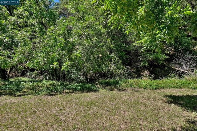 5455 Alhambra Valley Rd, Martinez, CA 94553