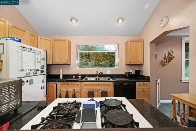 5455 Alhambra Valley Rd, Martinez, CA 94553
