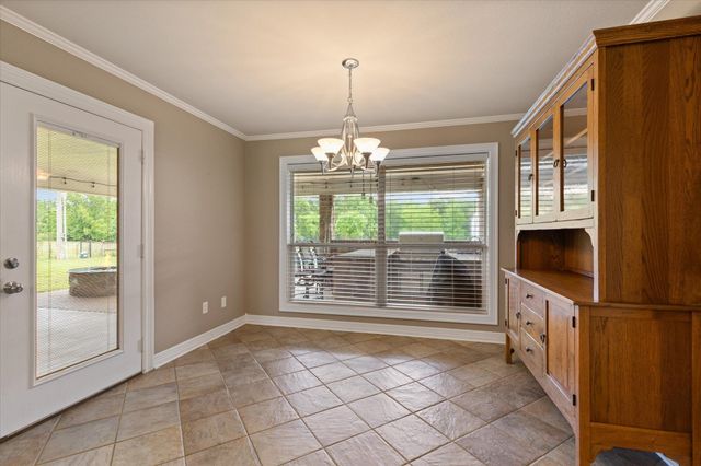 5290 Tevey Rd, Longview, TX 75605