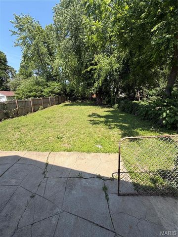 7047 Florence Place, Jennings, MO 63136