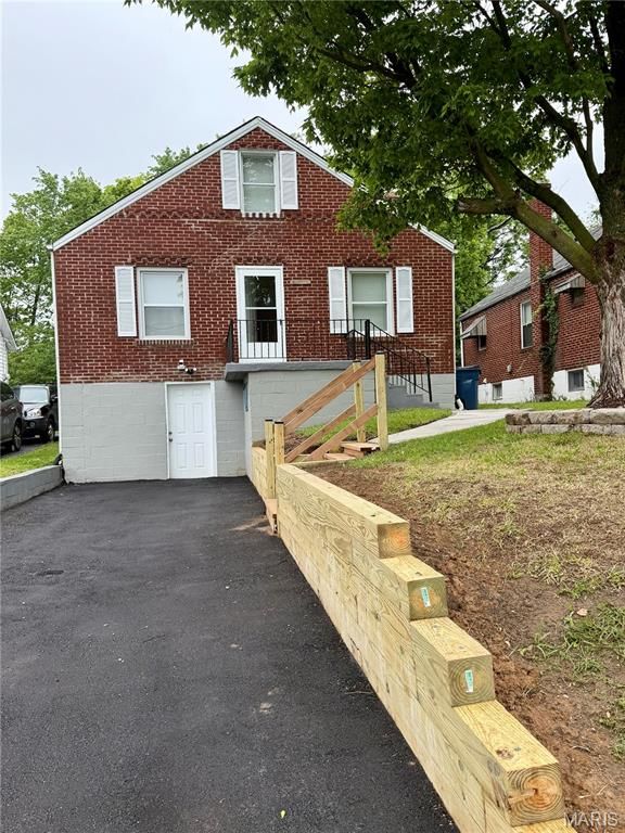 7047 Florence Place, Jennings, MO 63136