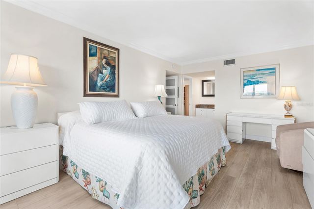 1000 LONGBOAT CLUB ROAD 903, Longboat Key, FL 34228