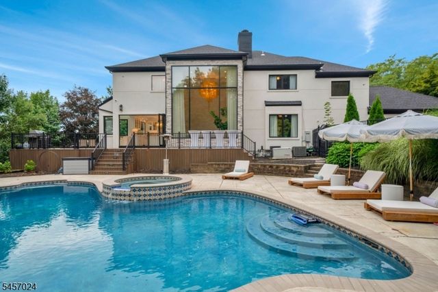 5 Abbington Way, Mendham Twp., NJ 07945