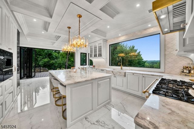5 Abbington Way, Mendham Twp., NJ 07945