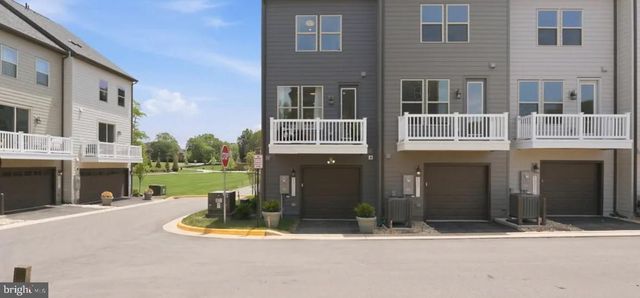 3738 DISTRICT DR, Woodbridge, VA 22193