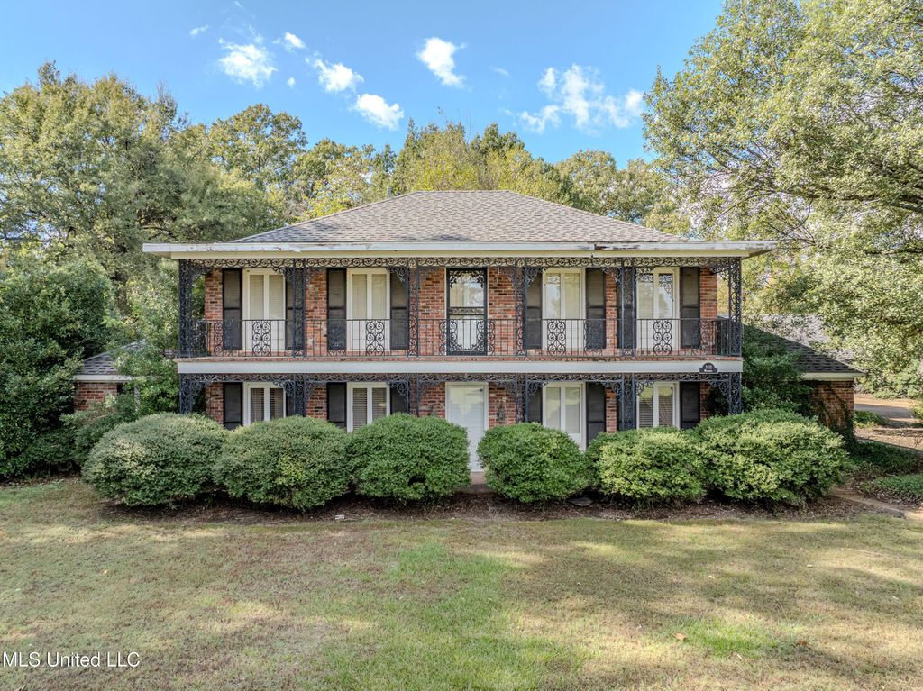 1411 Memorial Drive, Cleveland, MS 38732 — exterior